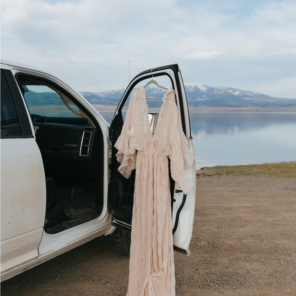 COPY - maternity dress- stunning for maternity photos - Picture 7 of 7